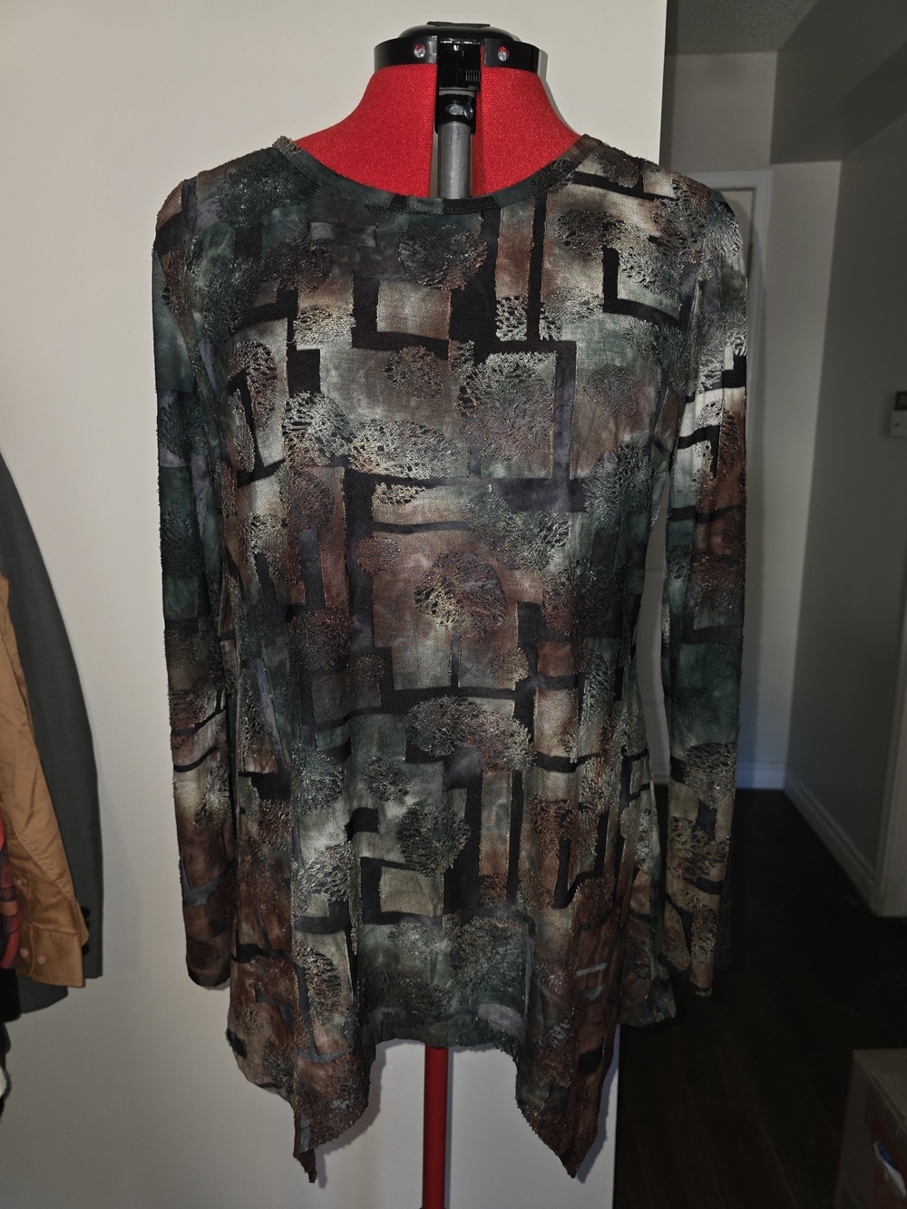 Carre Noir Assymetrical Earth Tones Whimsigoth Flowy Long Sleeve Tunic Top